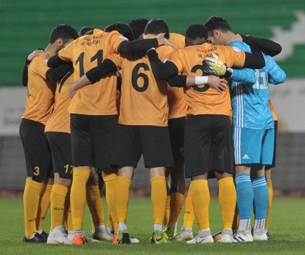 لاعبو القادسية 