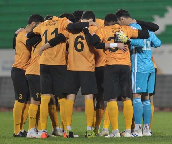 لاعبو القادسية 