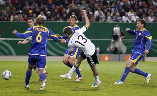 2011-03-262011-03-26t201831z_01_kai07_rtridsp_3_soccer-euro_reuters