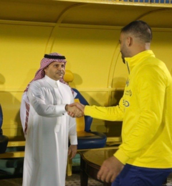 حمد الله مع رئيس النصر