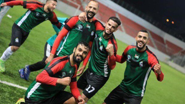 لاعبو جبل المكبر