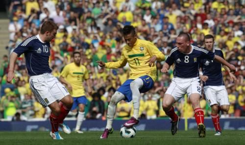 2011-03-272011-03-27t154214z_01_edy10_rtridsp_3_soccer-friendly_reuters