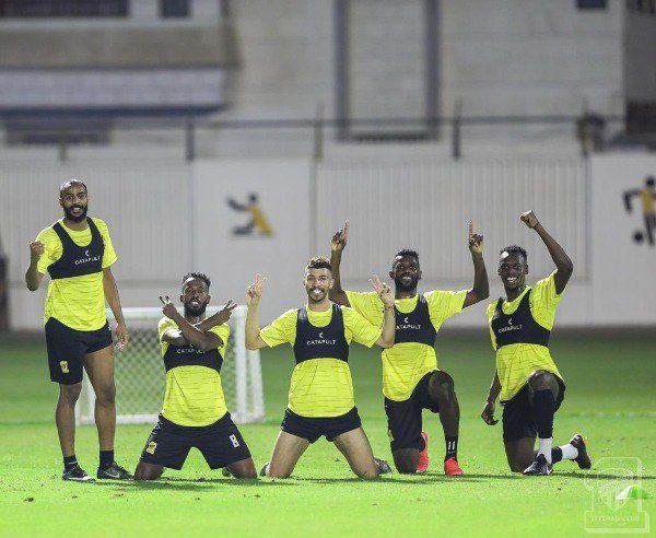 لاعبو الاتحاد