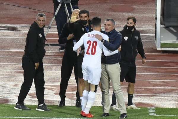 الونش يحتفل بالهدف الأول