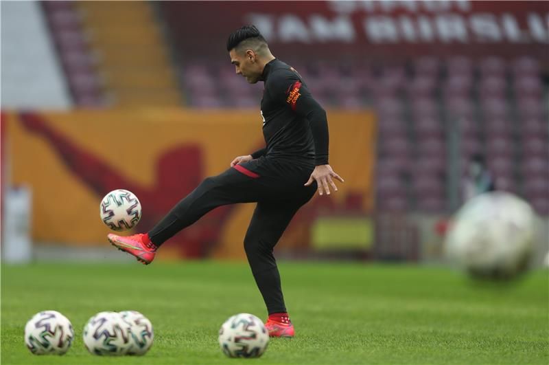 رادامل فالكاو 