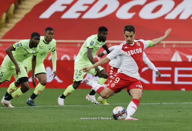 ?i=reuters%2f2021-04-11%2f2021-04-11t165651z_1387442445_up1eh4b1b2phx_rtrmadp_3_soccer-france-amo-dij-report_reuters