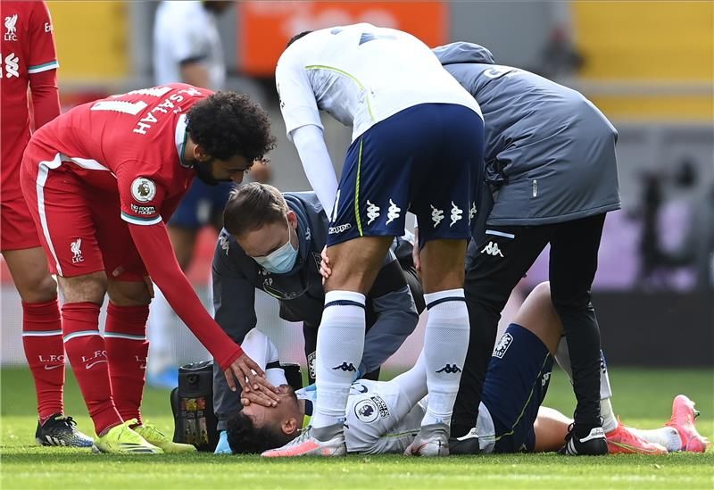 محمد صلاح وتريزيجيه