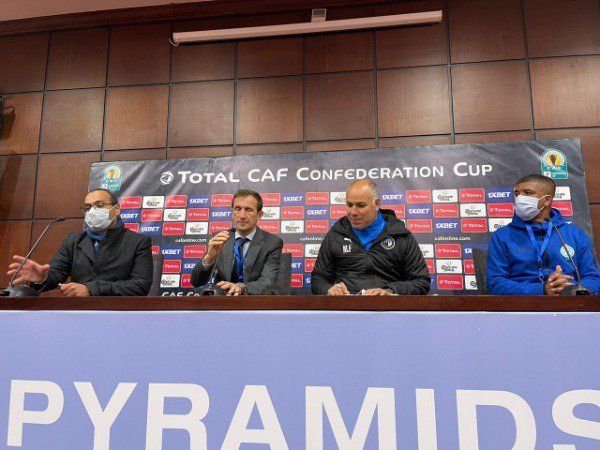 من المؤتمر الصحفي