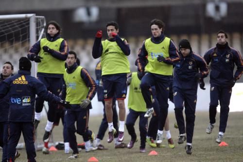 2011-03-282011-03-28t164909z_01_kau15_rtridsp_3_soccer-euro_reuters