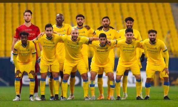 لاعبو النصر 