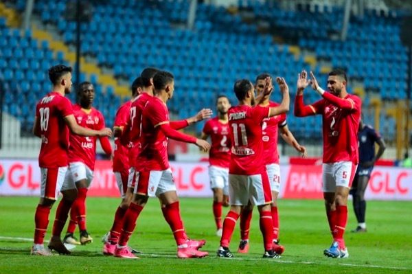 لاعبو الأهلي 