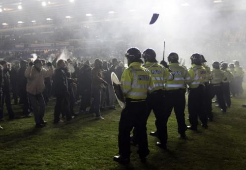 2010-12-01t222348z_01_edy06_rtridsp_3_soccer-england-cup_reuters