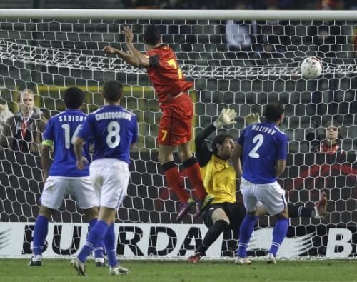2011-03-292011-03-29t202008z_01_yh28_rtridsp_3_soccer-euro_reuters