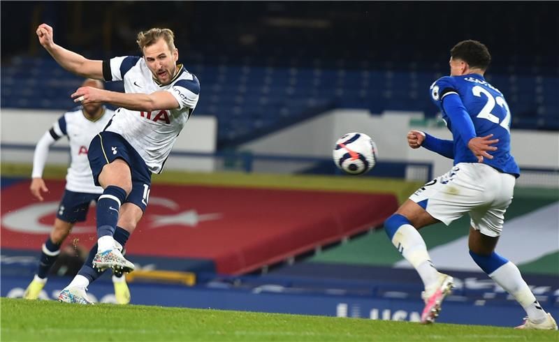 توتنهام هوتسبير وإيفرتون