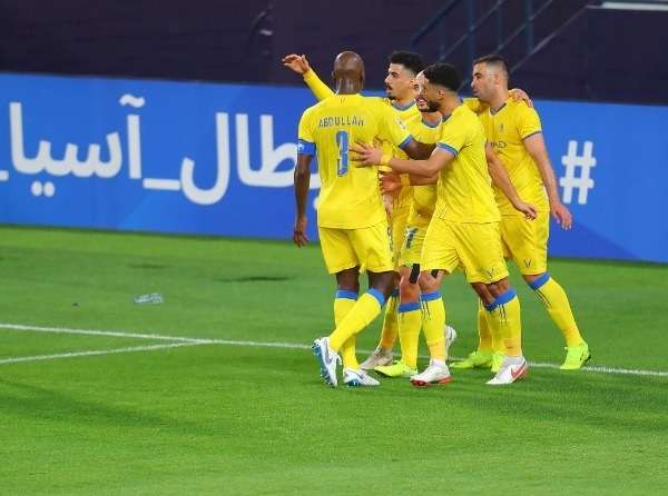لاعبو النصر