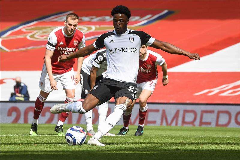 ماجا يسجل الهدف