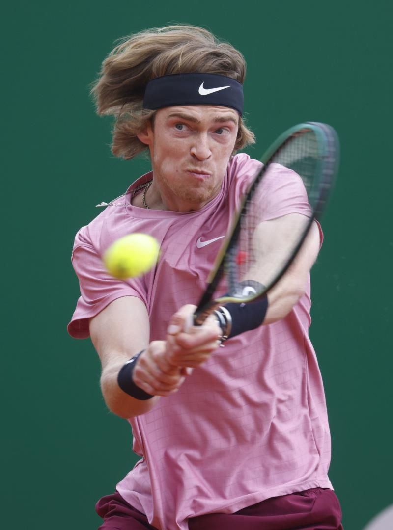 2021-04-18t130202z_262817617_up1eh4i107c7g_rtrmadp_3_tennis-montecarlo_reuters