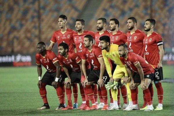 لاعبو الأهلي