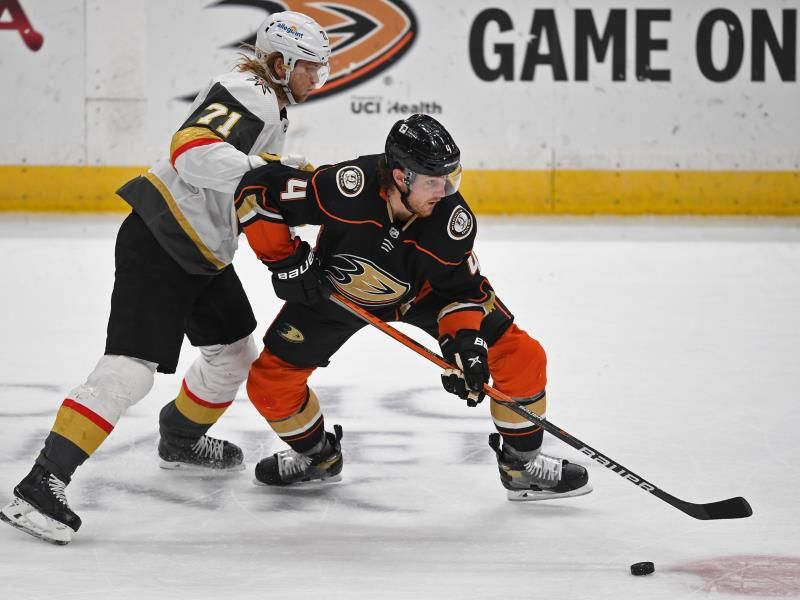 2021-04-18t230535z_2119983299_mt1usatoday15924487_rtrmadp_3_nhl-vegas-at-anaheim-ducks_reuters