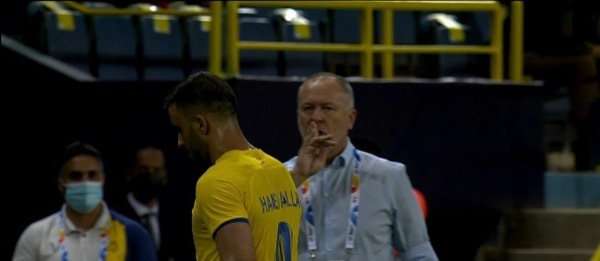 حمد الله ومدرب النصر