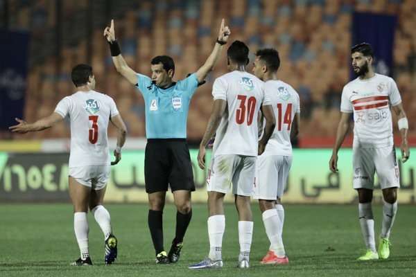 لاعبو الزمالك خلال القمة الأخيرة