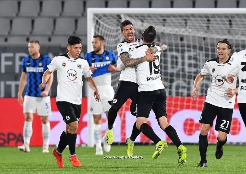 ?i=reuters%2f2021-04-21%2f2021-04-21t190857z_1704324756_up1eh4l1h6vw8_rtrmadp_3_soccer-italy-spz-int-report_reuters