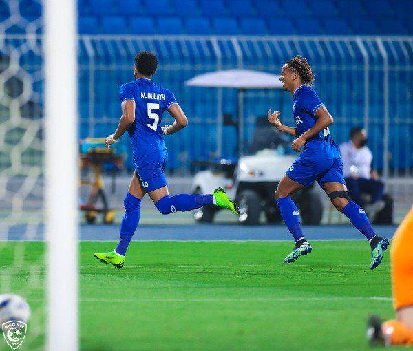 لاعبو الهلال 