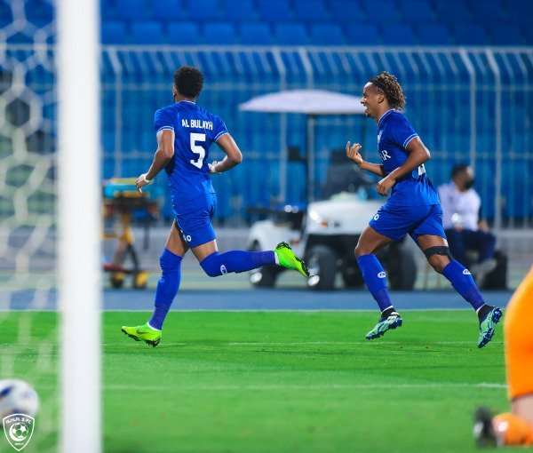 لاعبو الهلال 