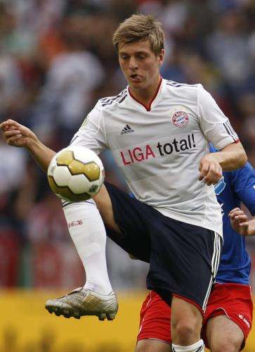 2010-08-16t163707z_01_ina05_rtridsp_3_soccer-germany_reuters