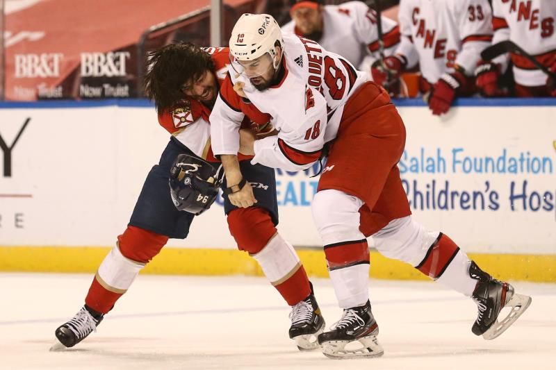 2021-04-23t001328z_473952902_mt1usatoday15947268_rtrmadp_3_nhl-carolina-hurricanes-at-florida-panthers_reuters