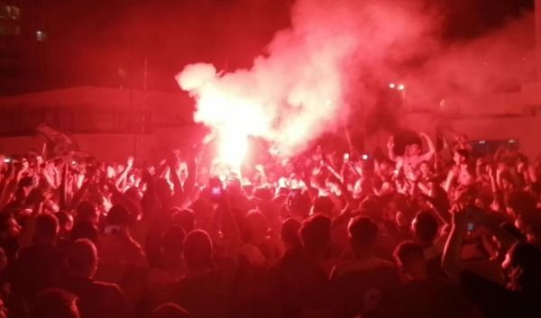 احتفالات الجماهير