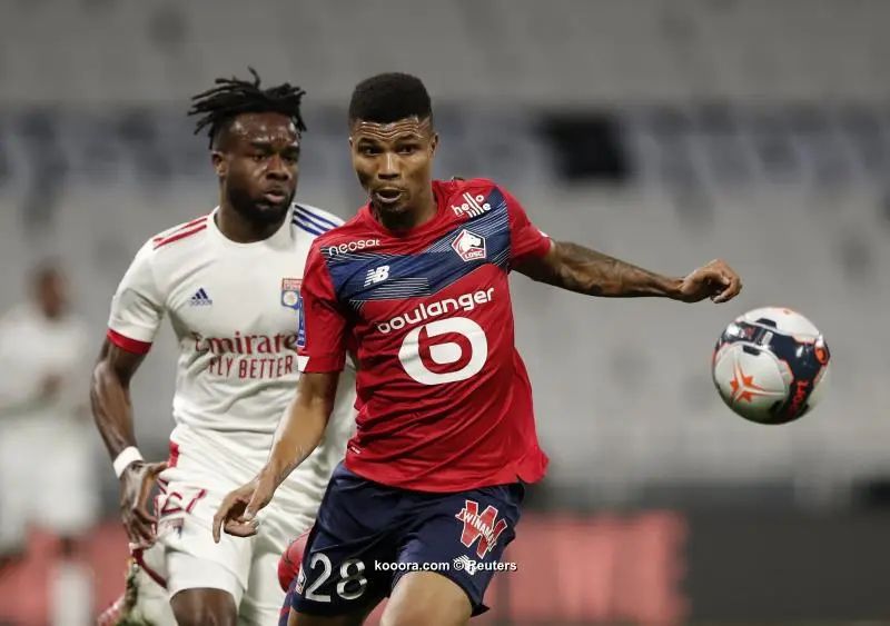 ?i=reuters%2f2021-04-25%2f2021-04-25t204541z_789326564_up1eh4p1lo41p_rtrmadp_3_soccer-france-lyo-lil-report_reuters