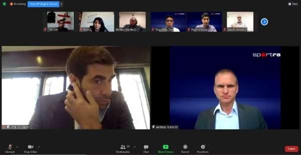 من المؤتمر الصحفي