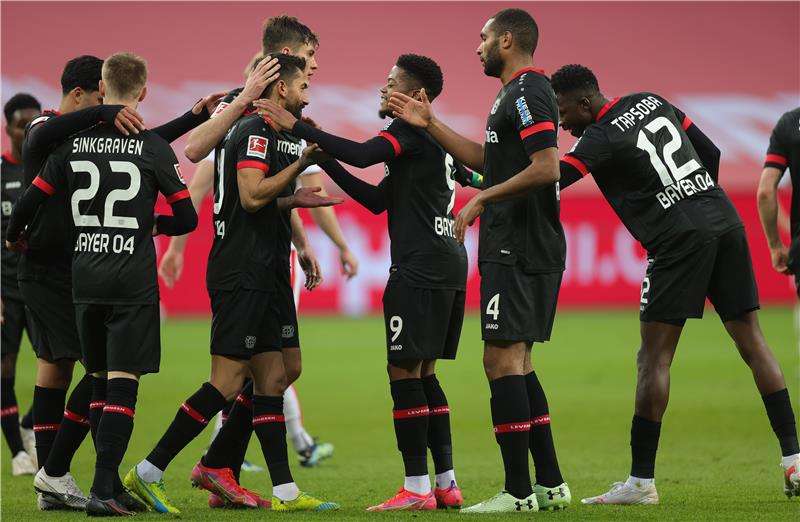 لاعبو باير ليفركوزن