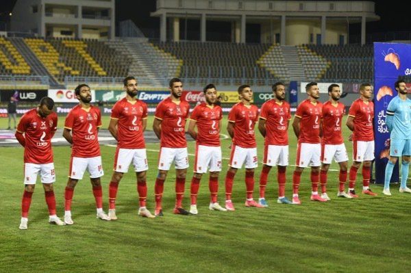 لاعبو الأهلي