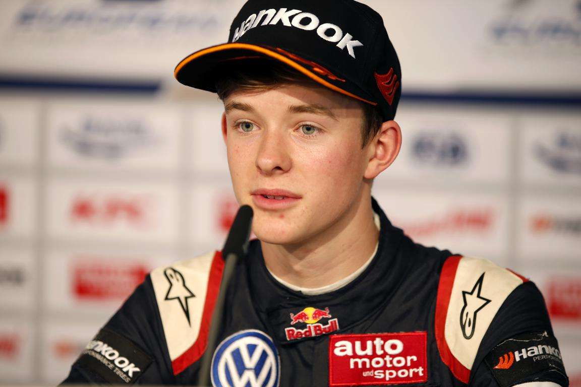 كالوم إيلوت