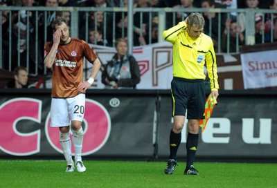 2011-04-01-00000102664898