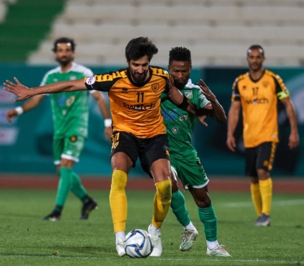 من مباراة سابقة بين القادسية والعربي