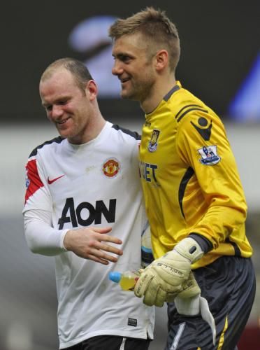 2011-04-022011-04-02t140026z_01_tob514_rtridsp_3_soccer-england_reuters