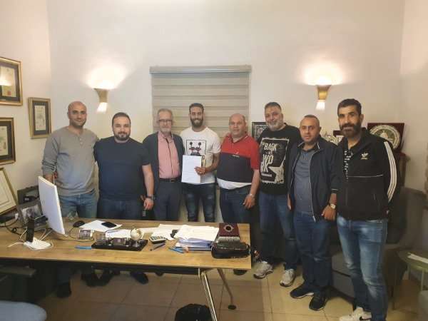 محمد درويش يوقع للهلال