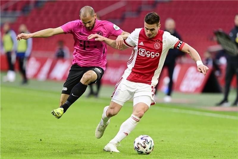 من الدوري الهولندي