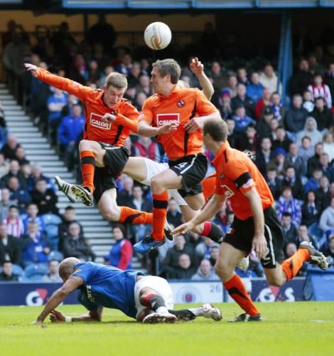 2011-04-022011-04-02t161032z_01_dmr012_rtridsp_3_soccer-europe-scotland_reuters