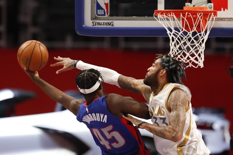 2021-04-30t003508z_1976294913_mt1usatoday15987017_rtrmadp_3_nba-dallas-mavericks-at-detroit-pistons_reuters