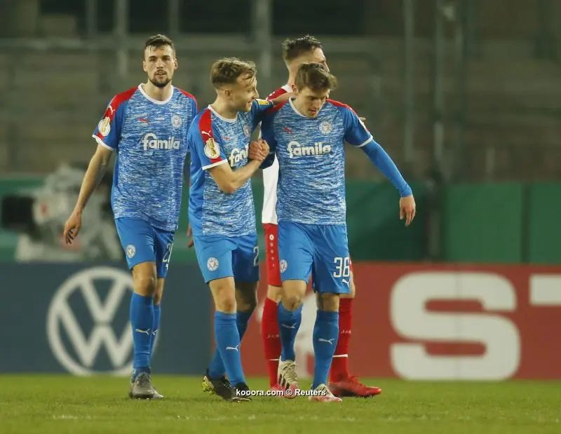 ?i=reuters%2f2021-03-03%2f2021-03-03t192325z_1799893375_up1eh331hv1eu_rtrmadp_3_soccer-germany-rwe-hki-report_reuters