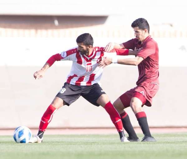 طلال الأنصاري في مباراة سابقة