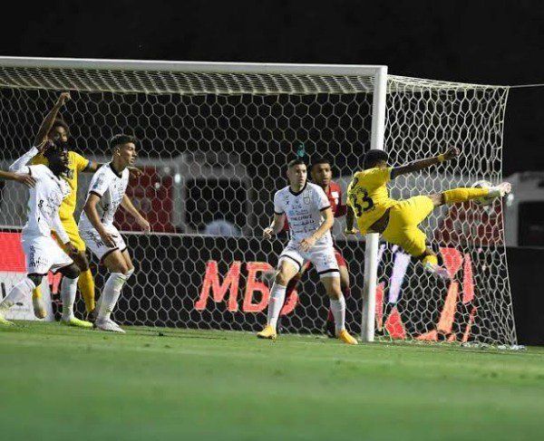  أرشيفية مباراة التعاون والشباب