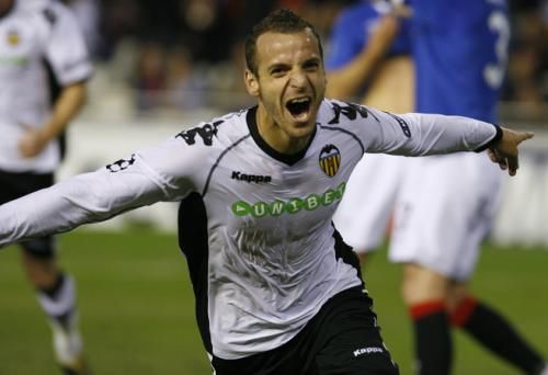 2010-11-02t202901z_01_mad105_rtridsp_3_soccer-champions_reuters