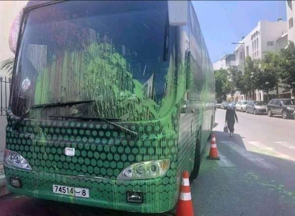 حافلة الرجاء بعد تشويهها