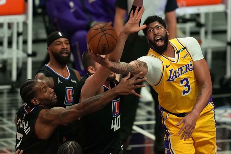 2021-05-07t034300z_1684794198_mt1usatoday16029690_rtrmadp_3_nba-los-angeles-lakers-at-los-angeles-clippers_reuters
