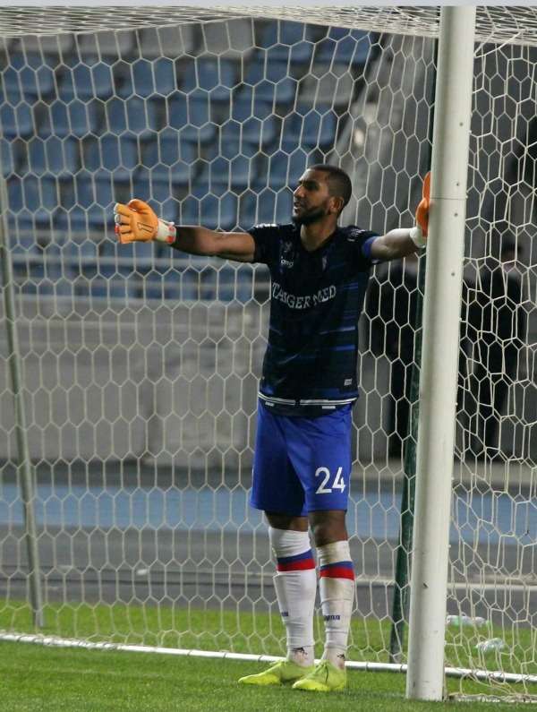 عادل الحسناوي